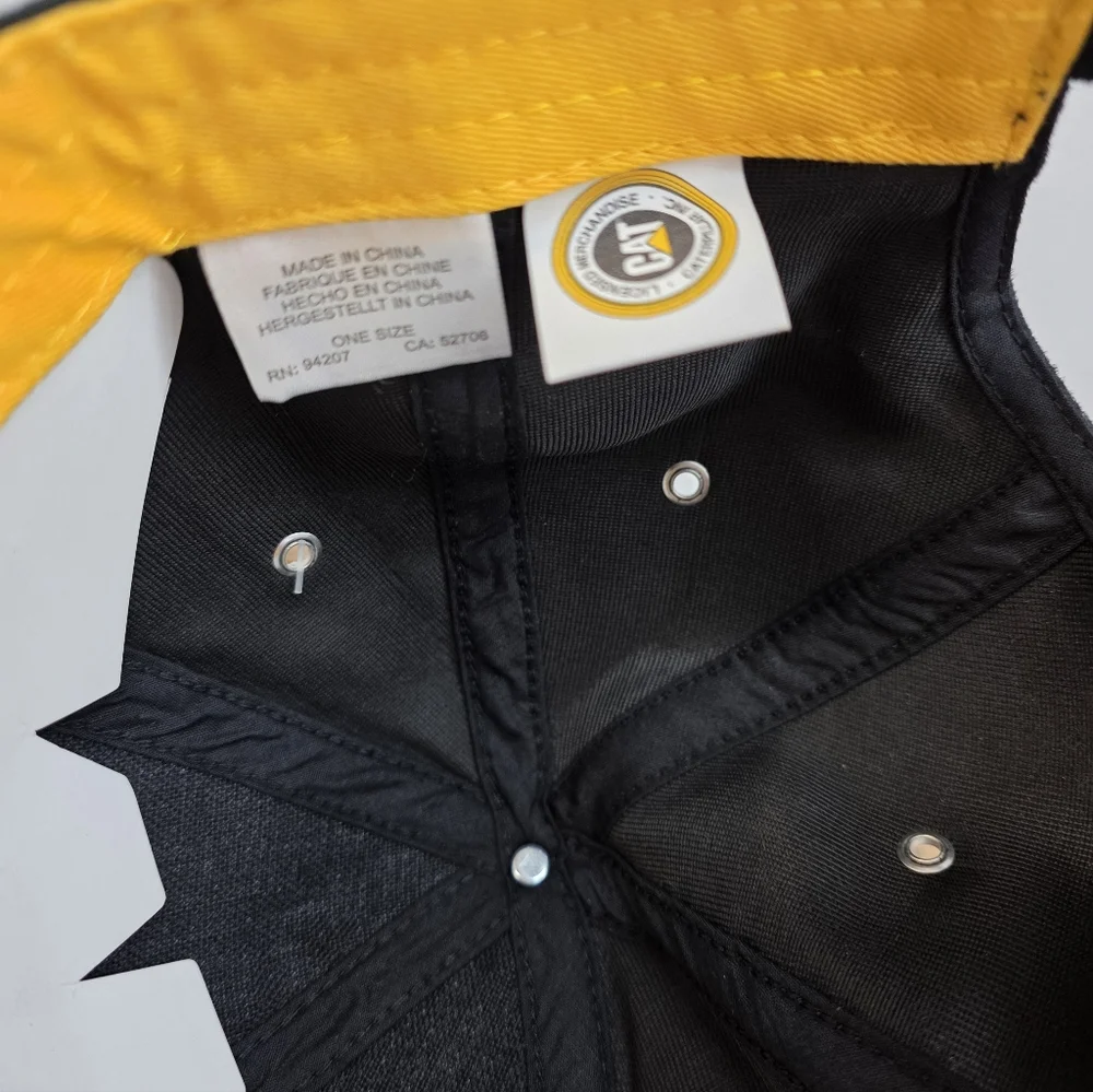 NWT Tucker Cat Hat Black Suede and Yellow Embroidered Logo Cap - Cat